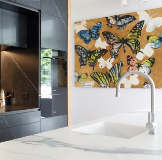 white stone kitchen benchtop